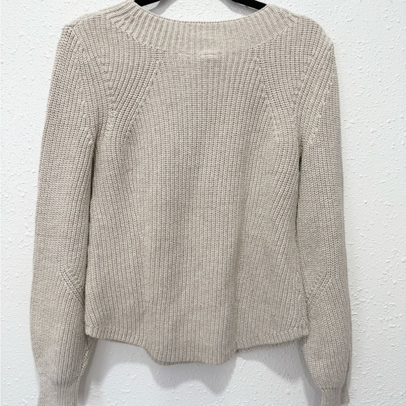 GAP 100% cotton Cream Crew Neck Sweater XS - Picture 6 of 6